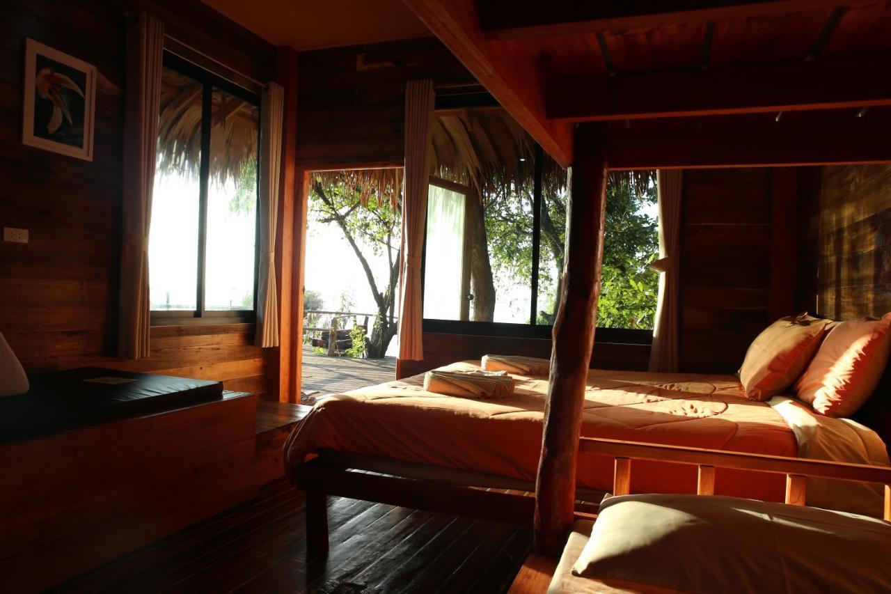 Wetlandcamp บ้านชายเล Phatthalung Εξωτερικό φωτογραφία